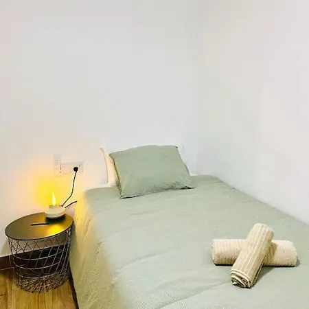 New Spacious And Cozy - Appartement Málaga