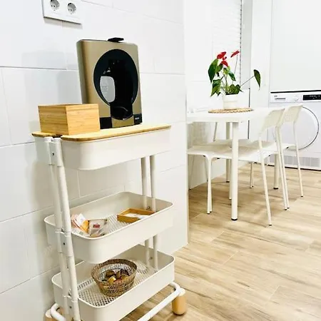 New Spacious And Cozy - Appartement *